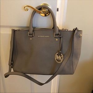 Beautiful gray Michael Kors bag